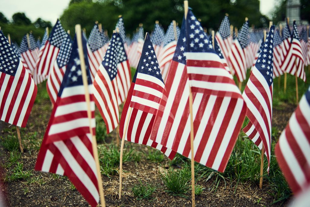 10 Ways to Honor Fallen Military on Memorial Day